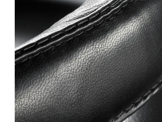 detalle-auriculares-bowers-wilkins-p5-2